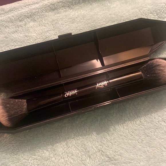 KVD Beauty Makeup New Kvd Beauty Dual Ended Shade And Light